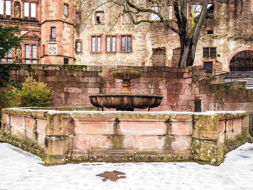 Foto: Ralf Kuhlen Schloss Heidelberg, Springbrunnen