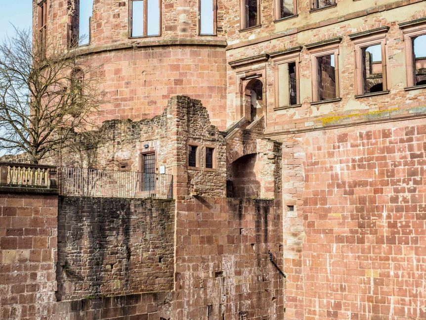 Foto: Staatliche Schlösser und Gärten Baden-Württemberg, Ralf Kuhlen Schloss Heidelberg, Freitreppe